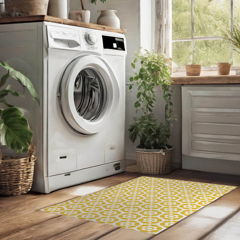 Tapis de lessive léger et antidérapant Cleo, L 37 po x H 5,5 po, Jaune souci / motif floral