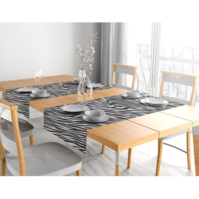 Chemin de table Leeper