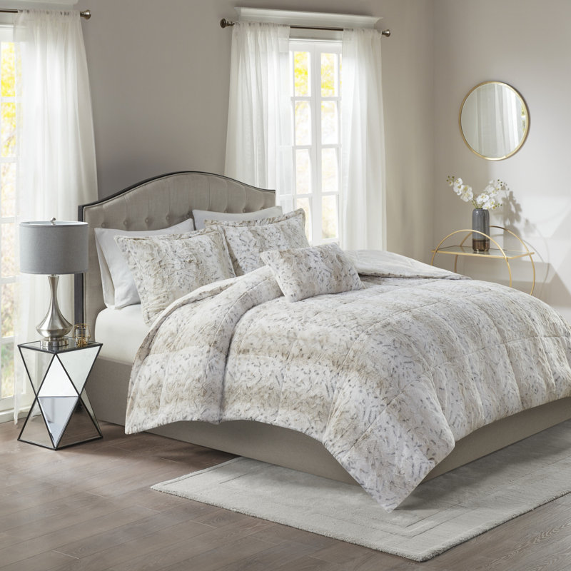 Full Snow Leopard Faux Fur Reversible Bedspread Set