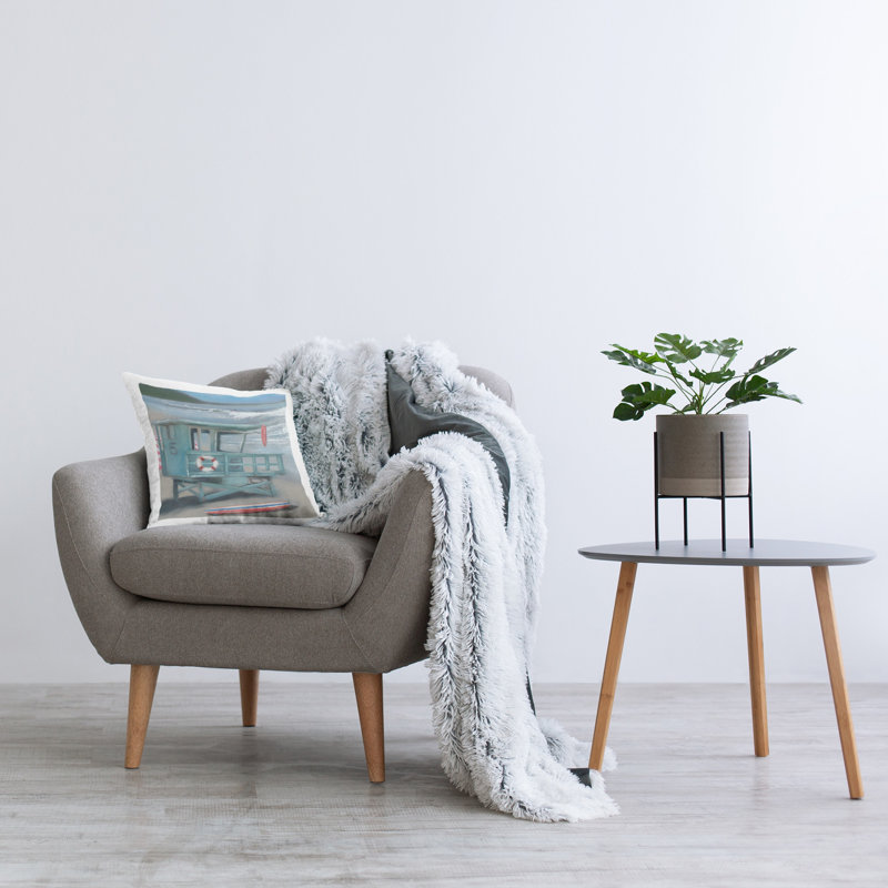 Design de coussin décoratif "Life on Life Shore" par Matthew Piotrowicz
