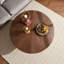 Table basse à piédestal 38,97 "ronde en noyer et noir, bois massif et panneau de fibres à densité moyenne, sans assemblage-285238269