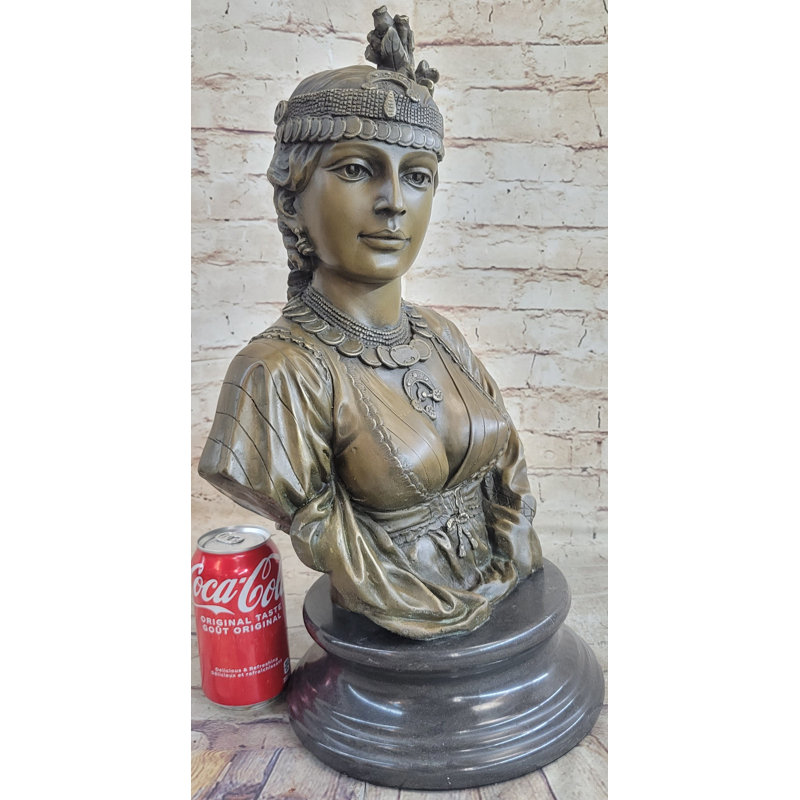 Figurines et sculptures Urmo