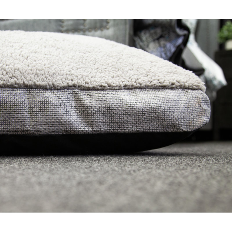 Coussin en sherpa Pickfair