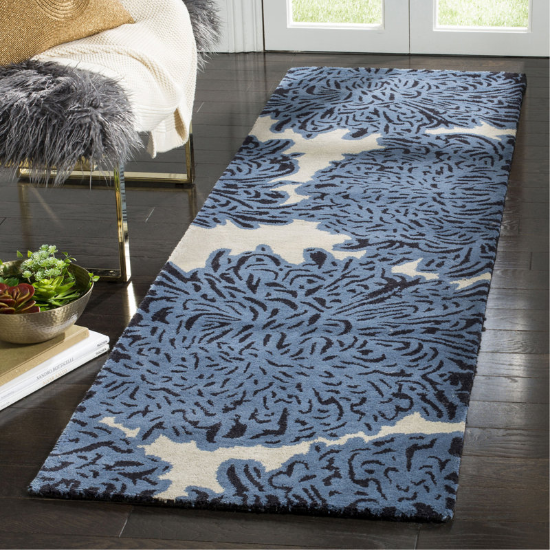 Tapis en laine touffeté à la main bleu marine/bleu pierre gris Chrysanthemum, Tapis de couloir 2 pi 3 po x 8 pi