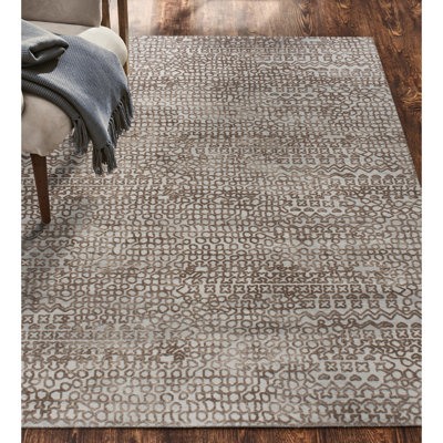Tapis tissé à la machine