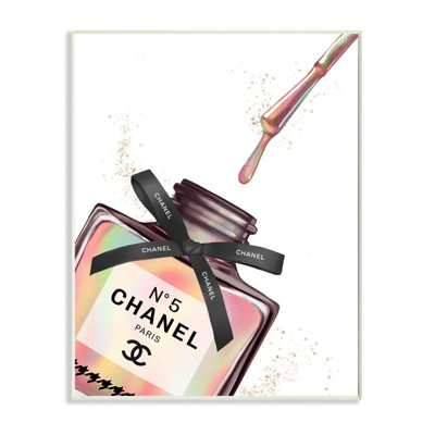 « maquillage de style lustre », peinture en arc de clous en forme de clou