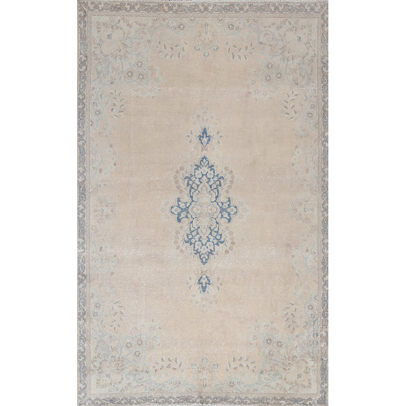 Tapis traditionnel rétro vieilli 7 x 10