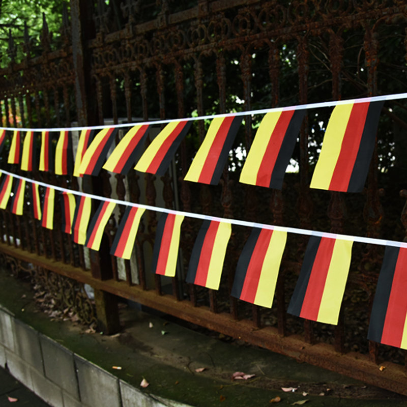 Drapeau de l'Allemagne avec fanions 33 pieds 38 drapeaux