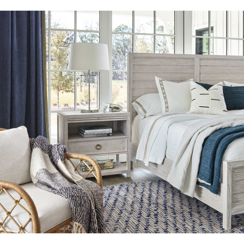 Chais Solid Wood Bed, King