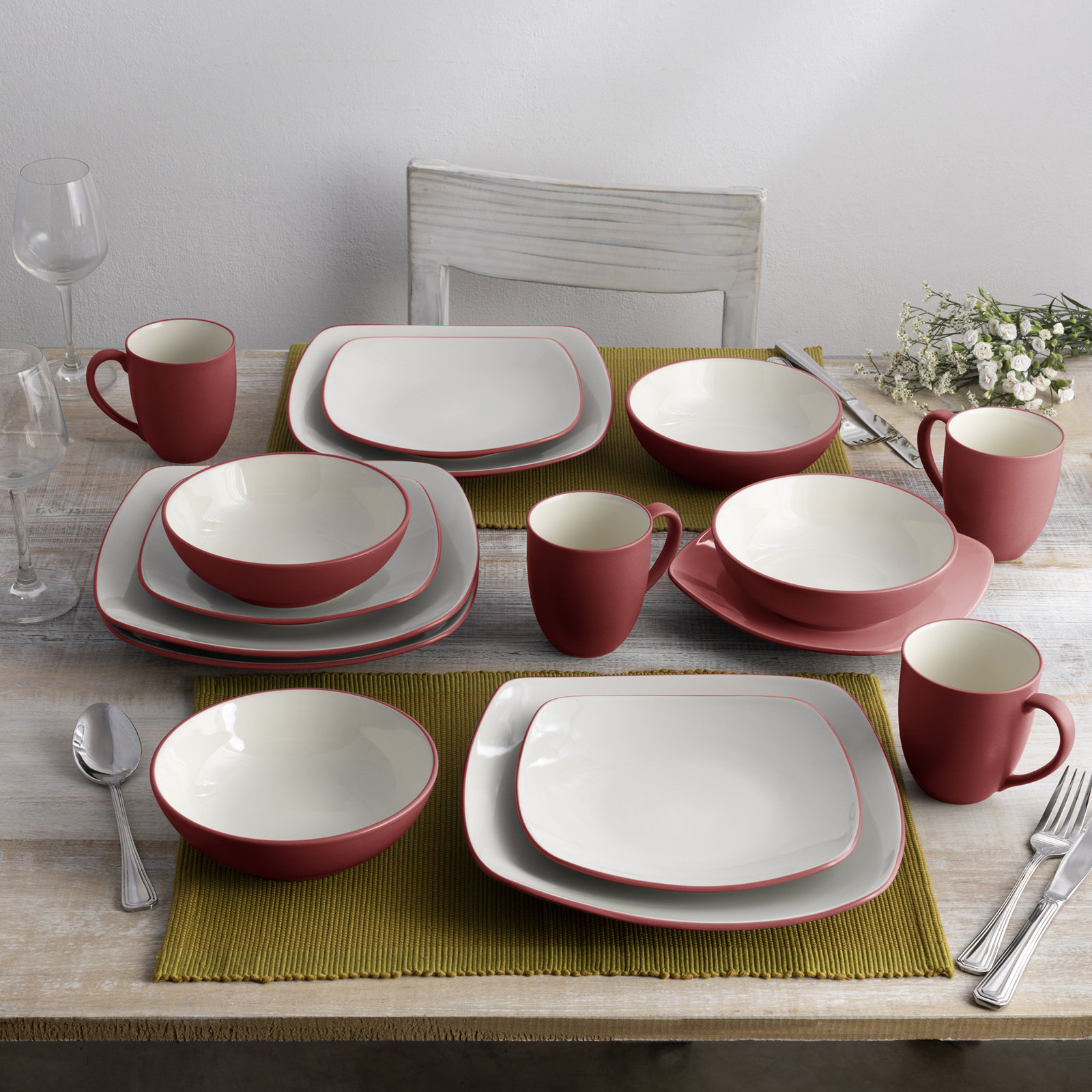 Colorwave 11" Dinner Plate, Raspberry