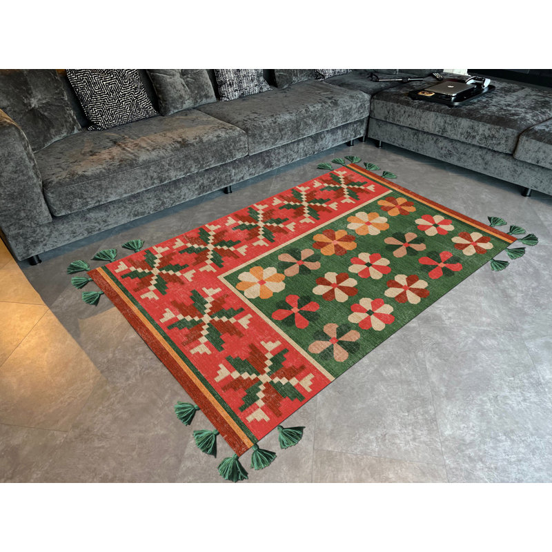 Tapis tissé à franges rose et vert à motif floral, Rectangle 4 pi 11,06 po x 9 pi 10,11 po