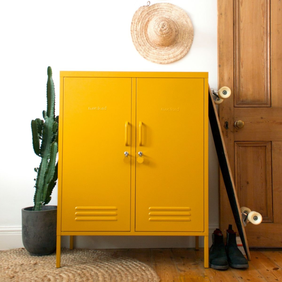 Mustard Made The Midi Locker, Mustard