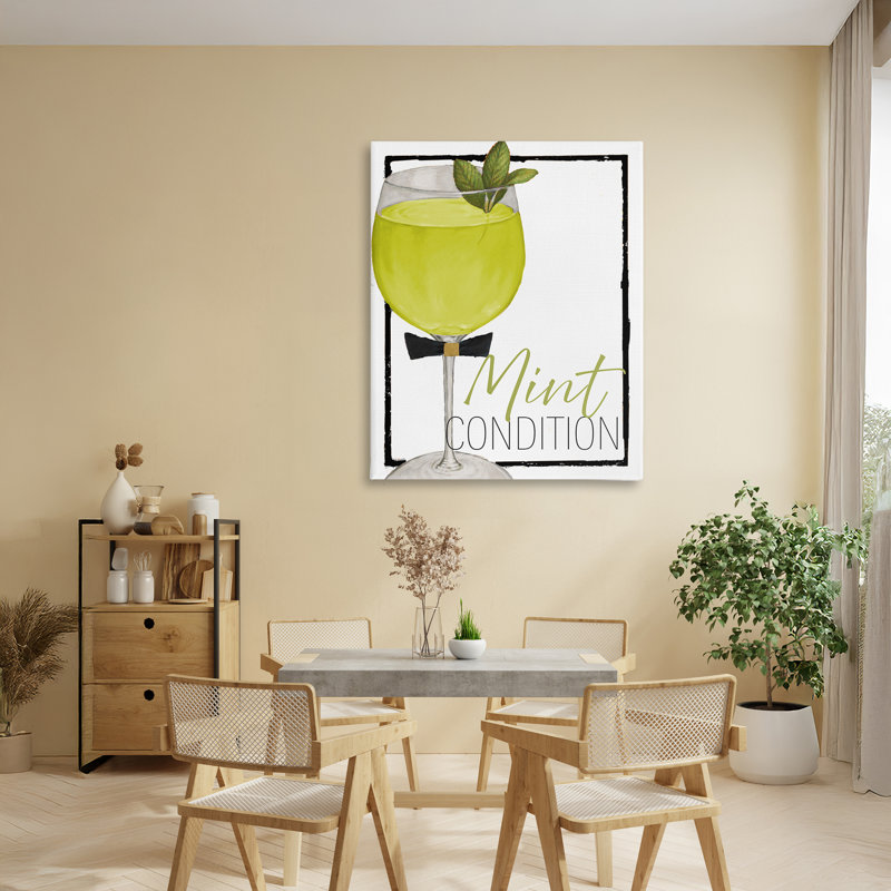 Toile de cocktail en parfait état, design par Lorenzo Collective, H 40 po x l 30 po