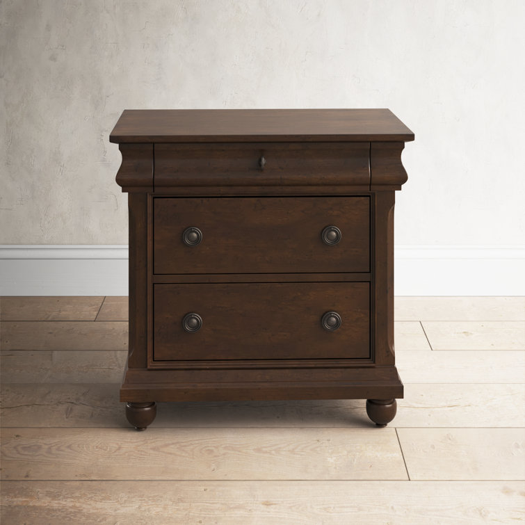 Lenny 3-Drawer Nightstand