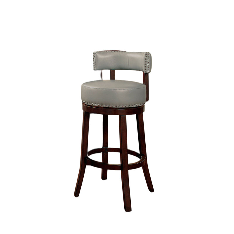 Chaises de bar 2 pièces 30 po soutenues par de riches pieds en bois foncé. Les sièges et les dossiers rembourrés en tissu offrent une assise confortable en chêne foncé / gris