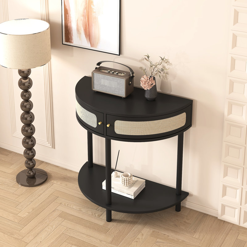 Table de bout style demi-cercle avec rangement et structure, idéale pour les éléments décoratifs en bois, placement polyvalent dans la maison