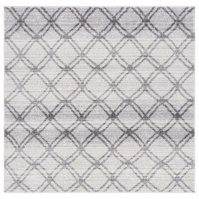 Muniz Performance Geometric Rug