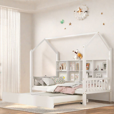Lit en bois avec couchette et tablettes