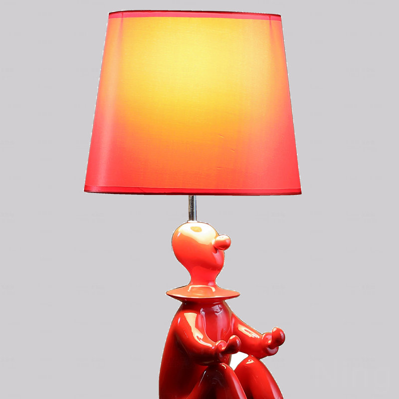 Oreilly Porcelain Table Lamp, Red