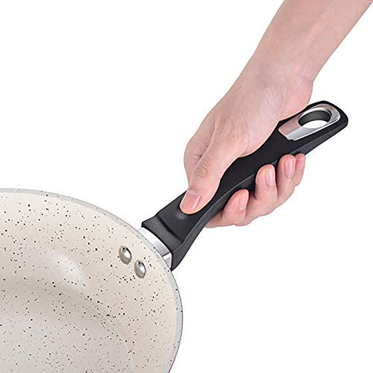 https://assets.wfcdn.com/im/49614639/resize-h755-w755%5Ecompr-r85/2475/247588325/4+-+Piece+Non-Stick+Aluminum+Cookware+Set.jpg