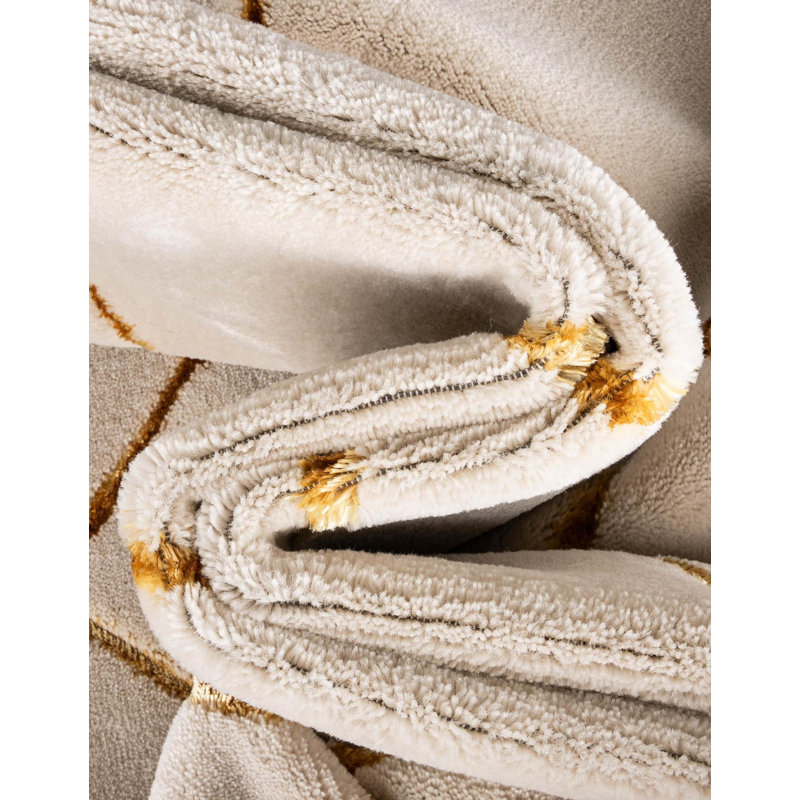 Tapis à carreaux blanc et doré Latitude Run® Nikica, Rectangle 2 pi x 3 pi 1 po