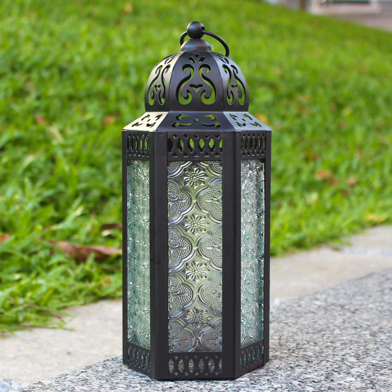 Bougie décorative lanterne marocaine rétro lanterne marocaine en métal noir pour décoration de patio extérieur. Verre transparent, moyen