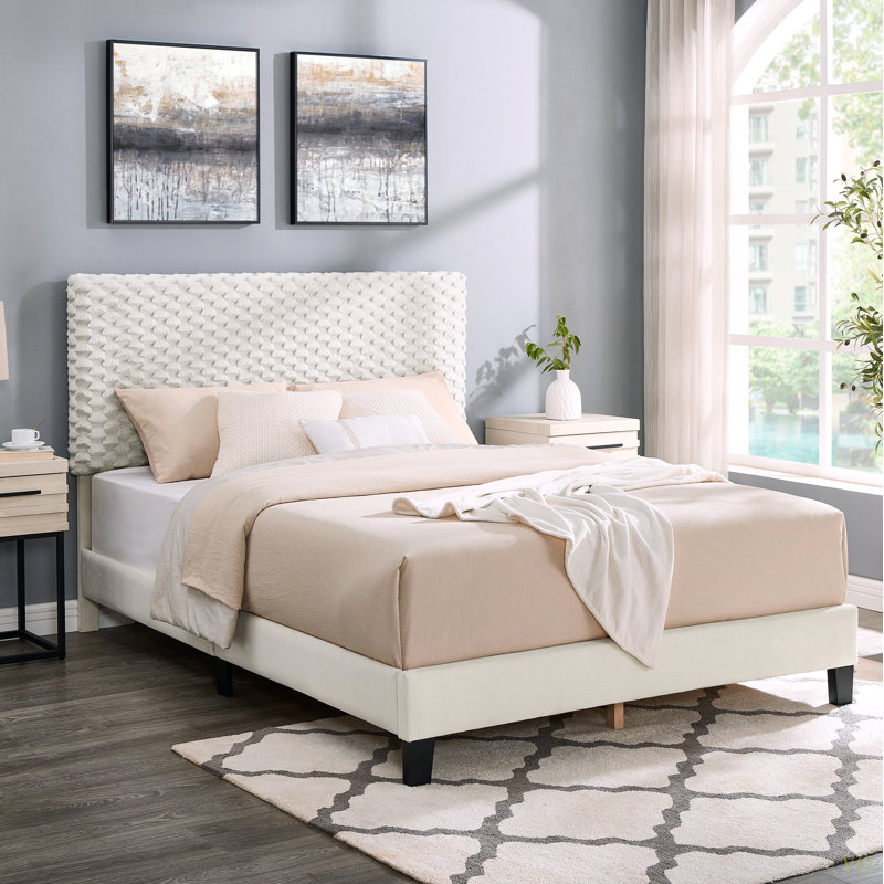 Lit plateforme tapissier Findlay Plush 3D, Lit double