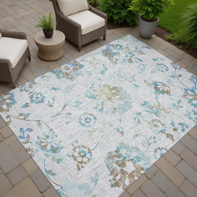 Machine Washable Indoor/Outdoor Chantille ACN2616 Floral Rug, Silver, 2'6" x 3'10"
