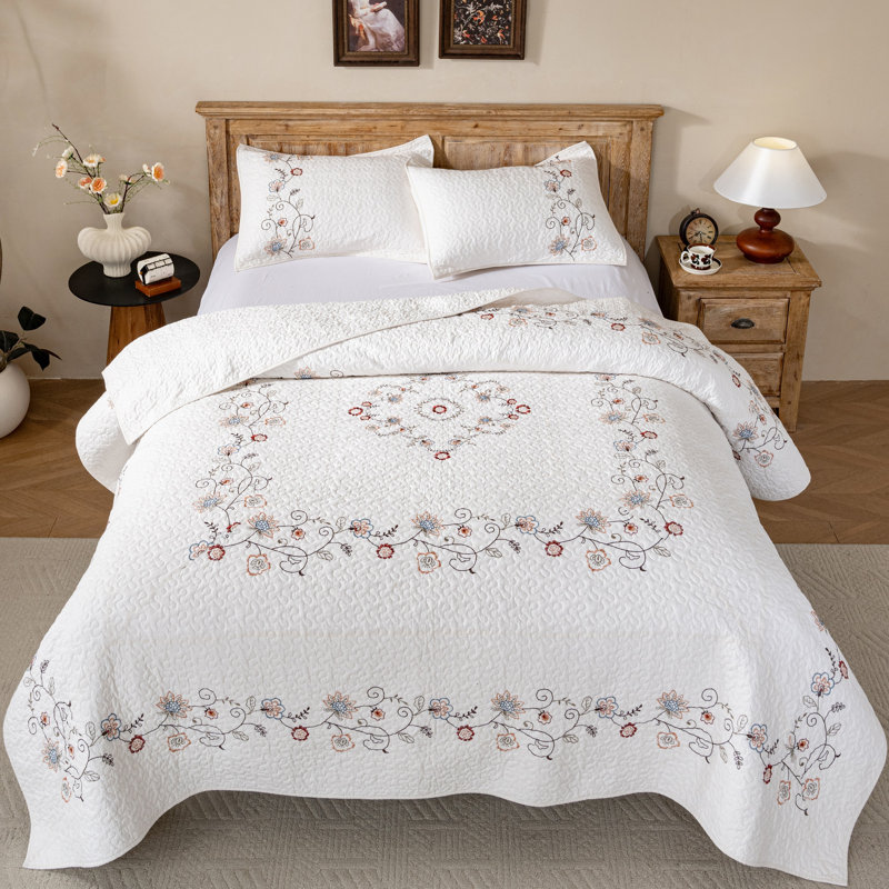 Premium 100% Cotton Embroidered Floral Washed Quilt Set – Soft & Breathable, Queen/King, Queen Quilt + 2 Standard Shams