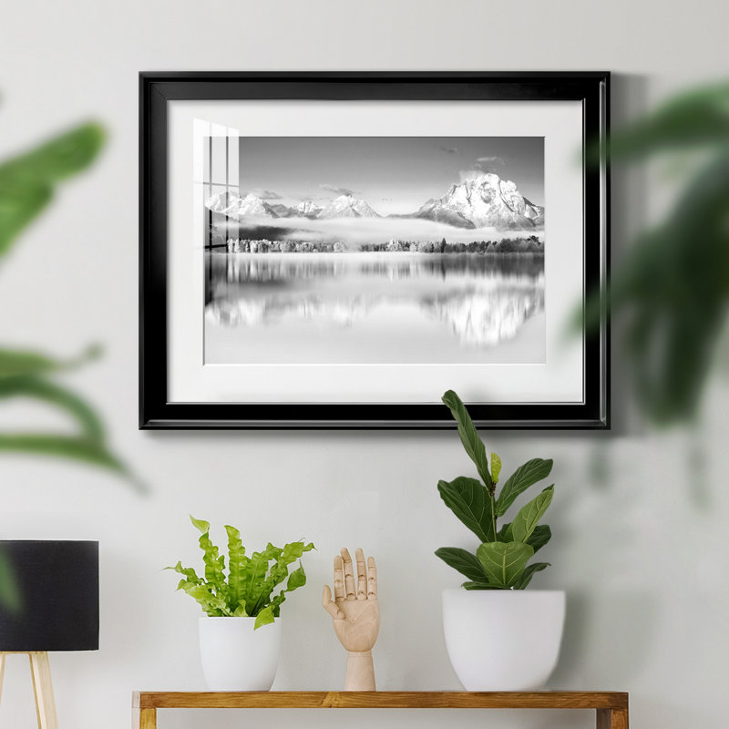 Peak Reflection - Photographie avec cadre photo, H 18,5 po x l 24,5 po x P 1,5 po, Noir