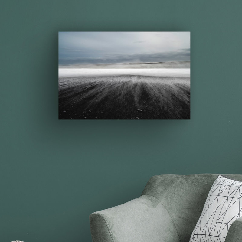 Islande Vik par Ronny Olsson - reproduction de photo sur toile tendue, H 30 po x l 47 po x P 2 po
