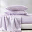 Lit simple en satin - Rides - Élégance. Convient aux matelas de 16 po ou moins. Comprend 1 drap plat et 4 taies d'oreiller ajustées. Lisse, pour les cheveux... Draps 100% luxueux. Confortable.