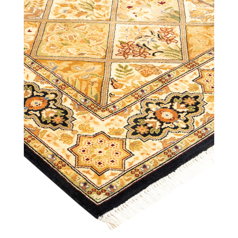 Classic One-of-a-Kind 2' 8" x 4' 2" Hand Knotted Area Rug