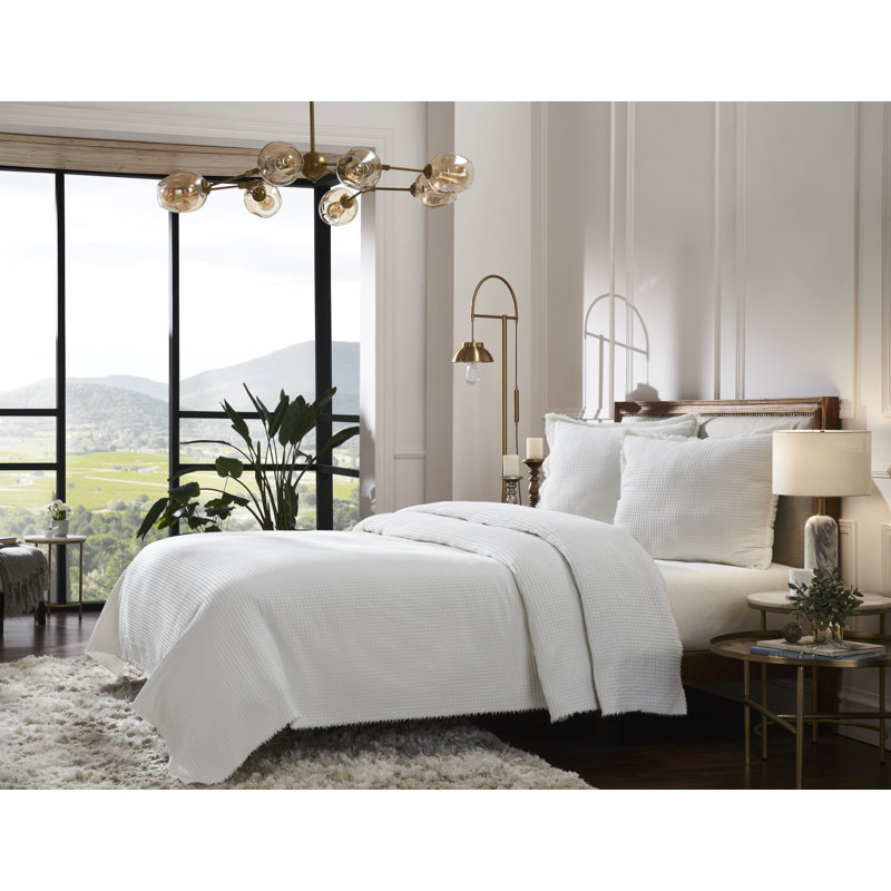 Coverlet, Twin Coverlet / Bedspread + 1 Standard Sham