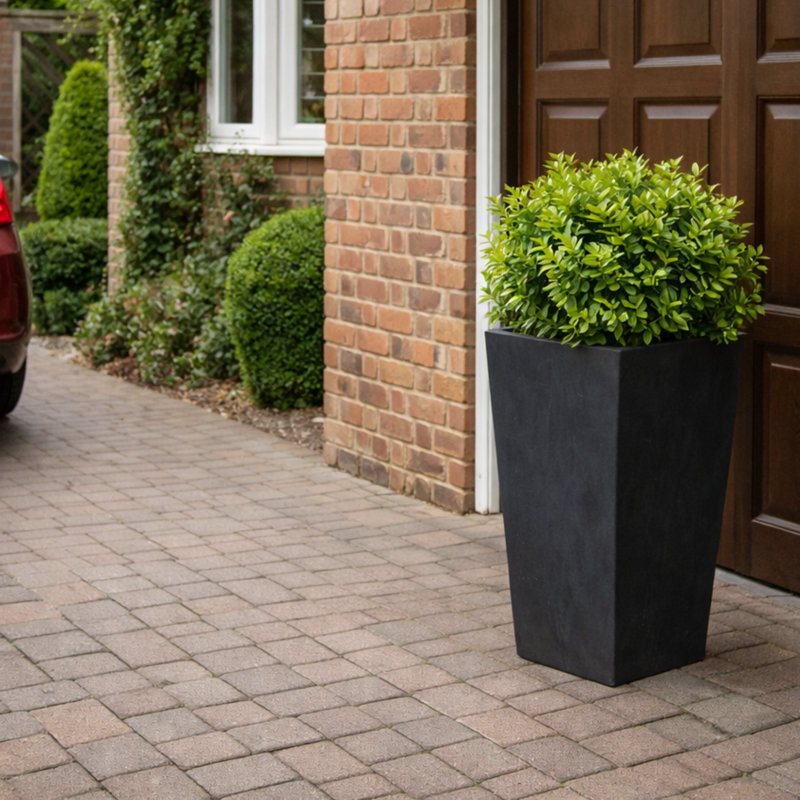 Taito Pot Planter, 46.5cm H x 25cm W x 25cm D, Black