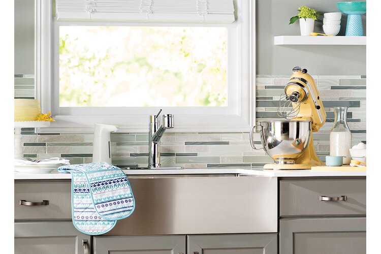 35 Ways to Decorate the Window Over Your Kitchen Sink