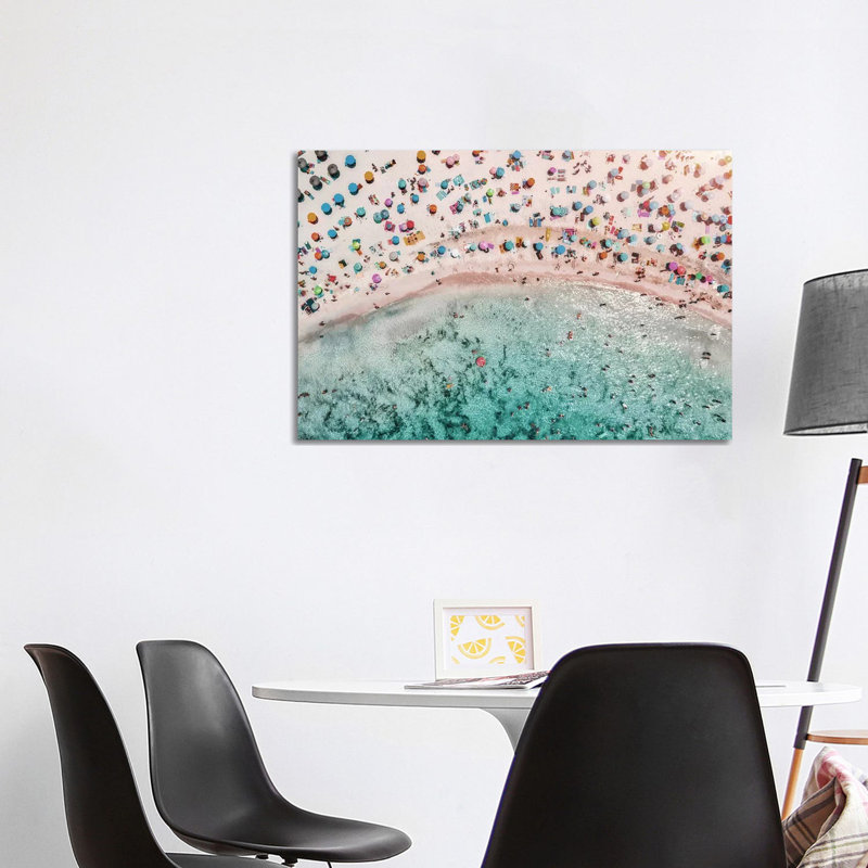 «Beachy» par Honeymoon Hotel - impression, Pas de tapis, H 26 po x l 40 po x 1,5 po, Toile tendue