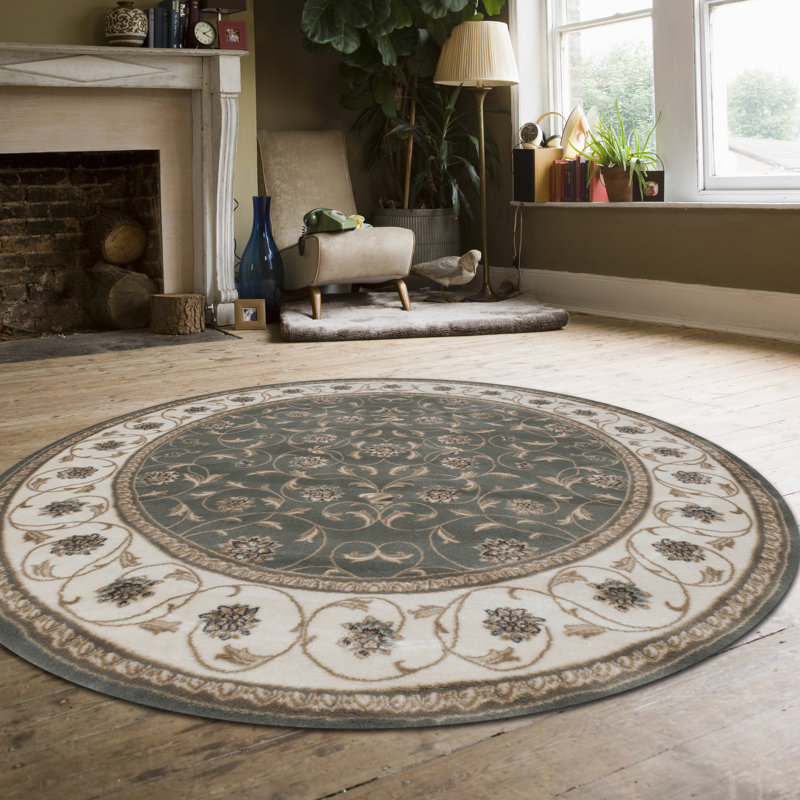 Oriental Indoor Rug, Round 7'10"
