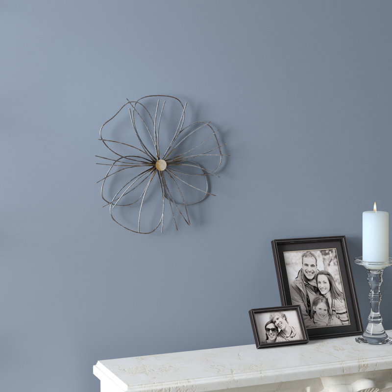 Ohare Farmhouse Plants & Flowers Wall Decor on Metal