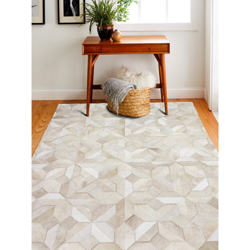 Handmade Gray Geometric Cowhide Rectangular 8' x 10' Area Rug