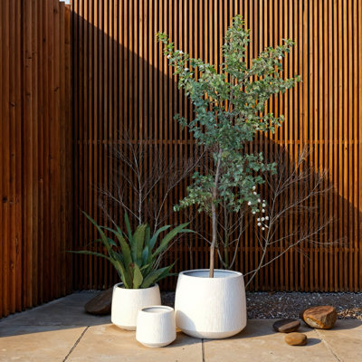 Jardinières en pierre Groove