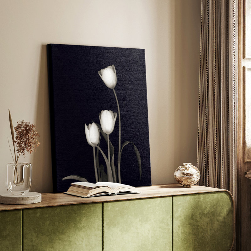 Tulip Pose III -Custom Wrapped Gallery Cavas