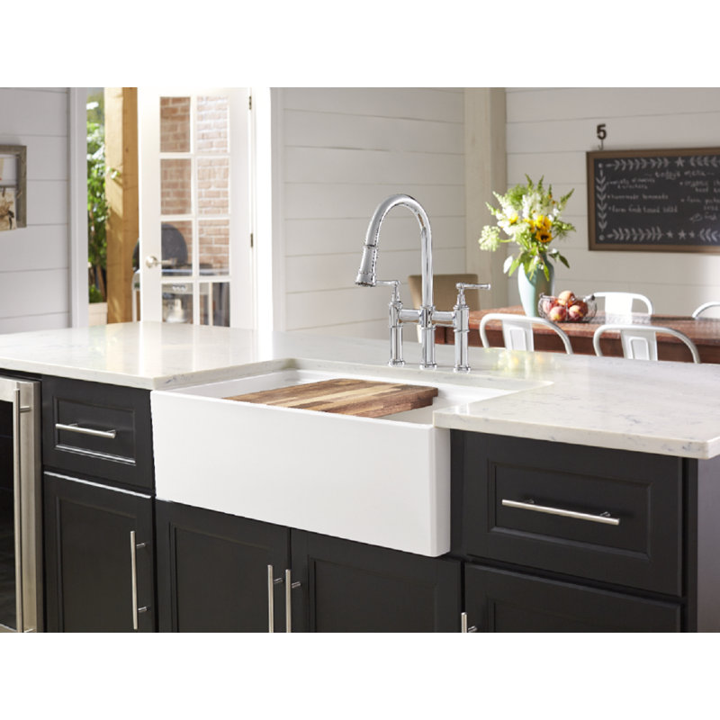 33" L x 20" W Double Basin Farmhouse/Apron Kitchen Sink, White