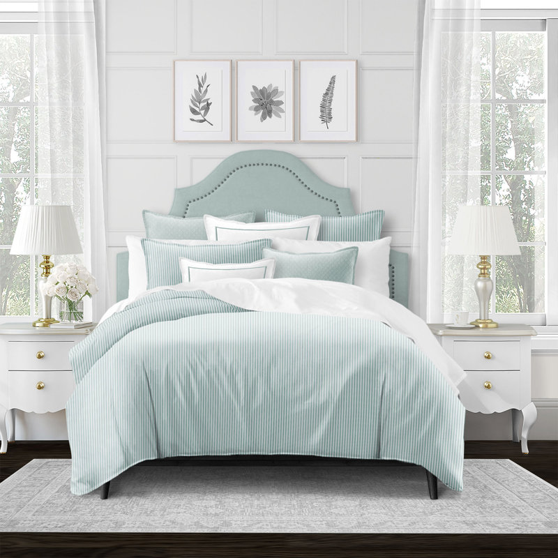 Glacier White Cotton Twin Coverlet Set with Pillow Shams