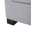 Banc de rangement moderne pour repose-pieds-394902880-384949141