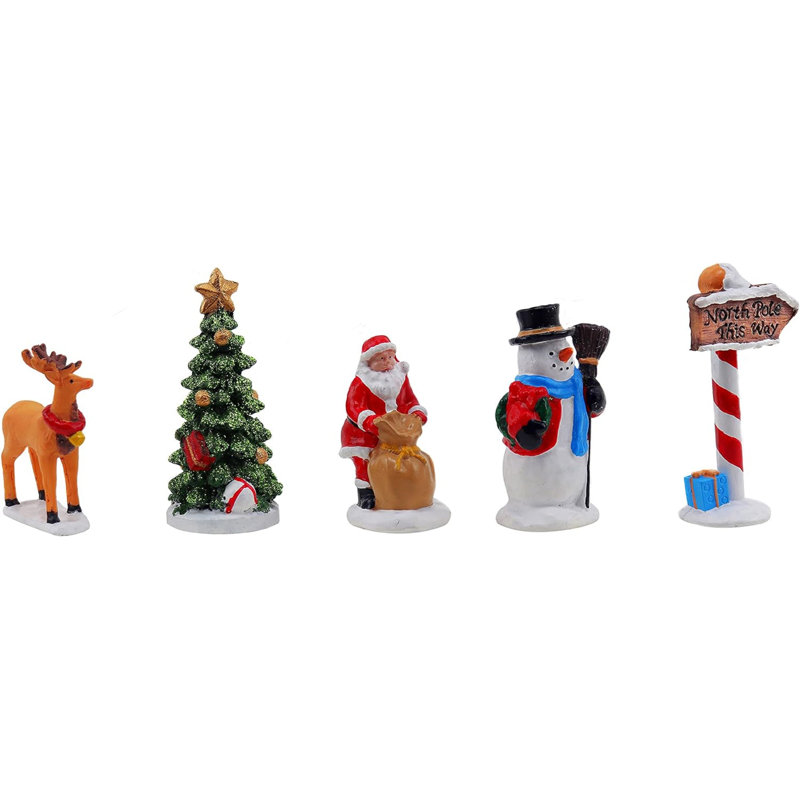 Ensemble de 5 figurines de village