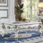 Table basse avec perle antique