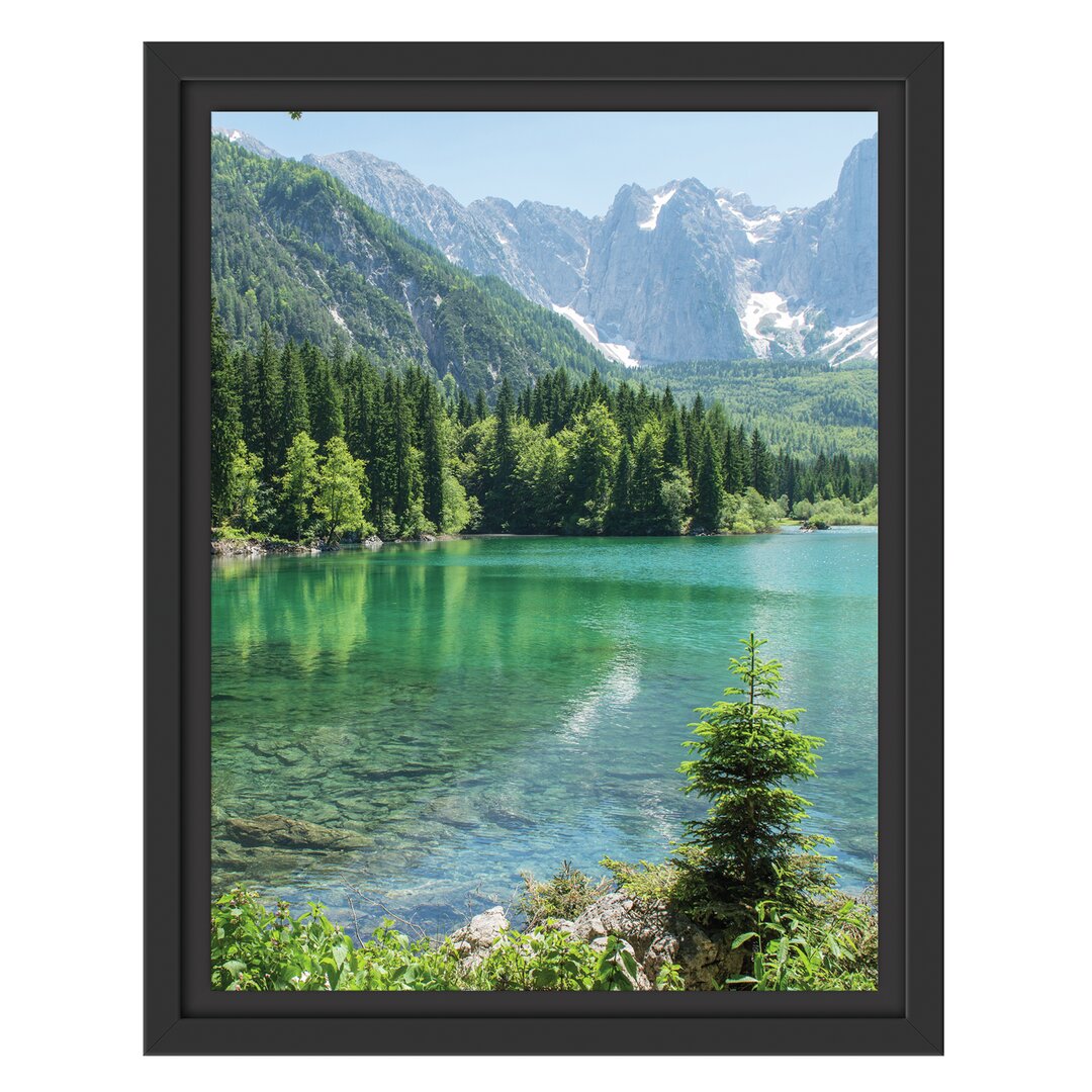 Gerahmtes Wandbild Bergsee mit Wald