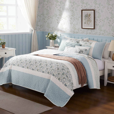 Dawn 6 Piece Cotton Percale Quilt Set with Throw Pillows