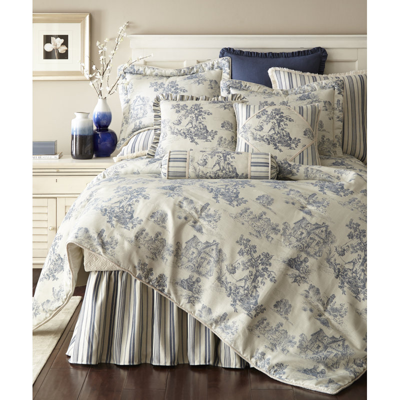 Traditional Polyester Toile Comforter, Queen Comforter + 2 Standard Shams